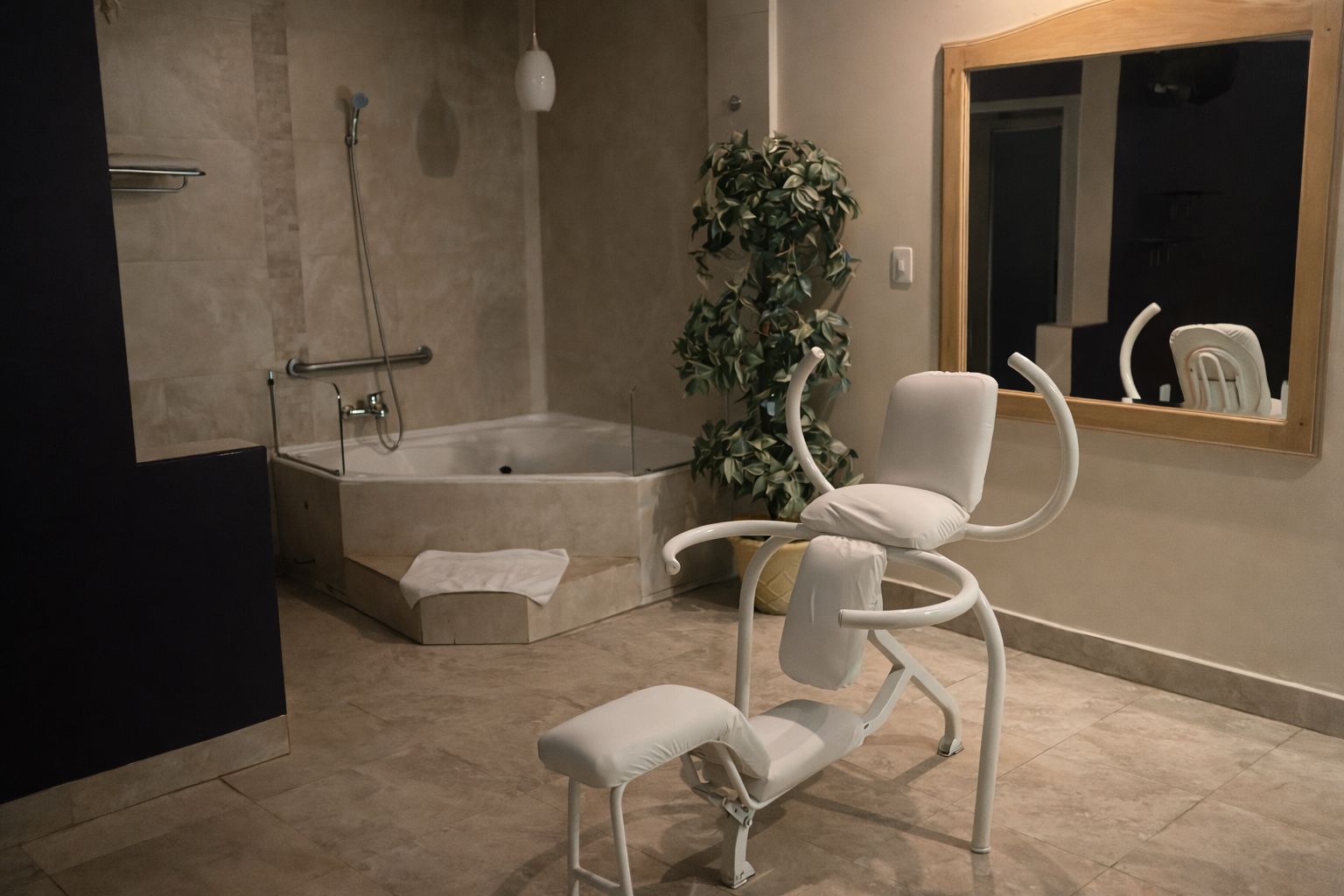 Silla Amelie en Motel Amelie VIP 2