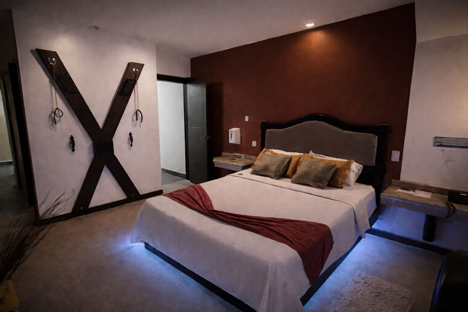 X Bondage en Motel Amelie VIP 3